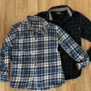 2 Men’s Eddie Bauer flannel shirts